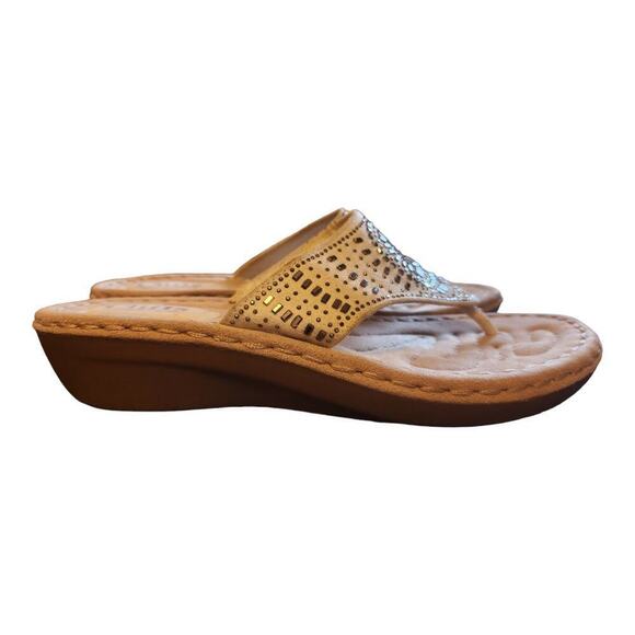 Cliff by white mountian thong sandle women's sz 8.5 white with silver accents - Picture 3 of 10